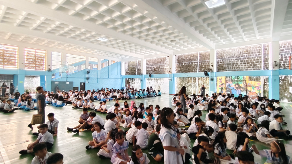 𝐂𝐮𝐥𝐦𝐢𝐧𝐚𝐭𝐢𝐧𝐠 𝐏𝐫𝐨𝐠𝐫𝐚𝐦 𝐟𝐨𝐫 𝐄𝐧𝐠𝐥𝐢𝐬𝐡 𝐌𝐨𝐧𝐭𝐡