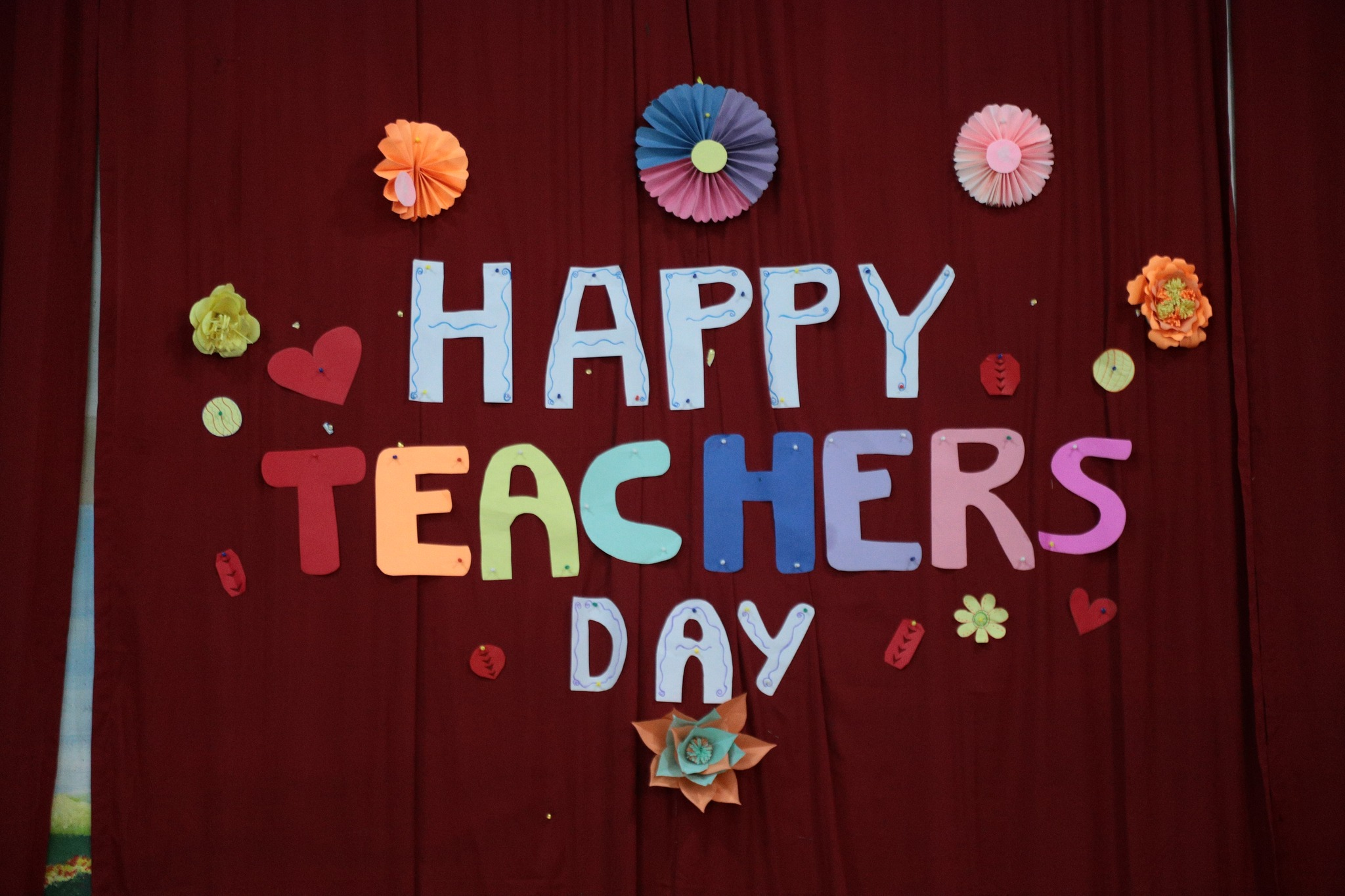 𝓗𝓪𝓹𝓹𝔂 𝓣𝓮𝓪𝓬𝓱𝓮𝓻𝓼’ 𝓓𝓪𝔂!